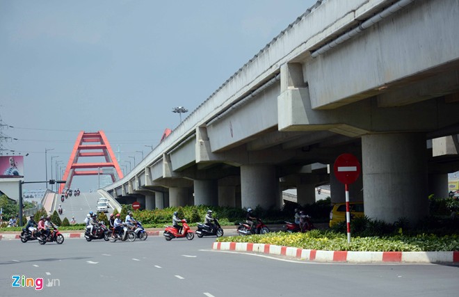 Thông xe tiếp đường nội đô 10 làn đẹp nhất Sài Gòn