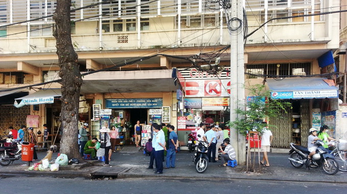 Truy sát giữa phố Sài Gòn, 1 người tử vong Truy sát giữa phố Sài Gòn, 1 người tử vong