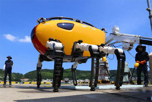 Robot đi bộ dưới đáy biển Robot đi bộ dưới đáy biển