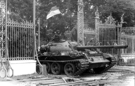 Giá trị lịch sử, giá trị thời đại