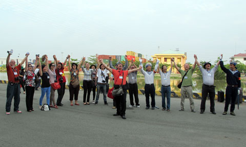 Chuyến tàu mang tên đại đoàn kết Chuyến tàu mang tên đại đoàn kết