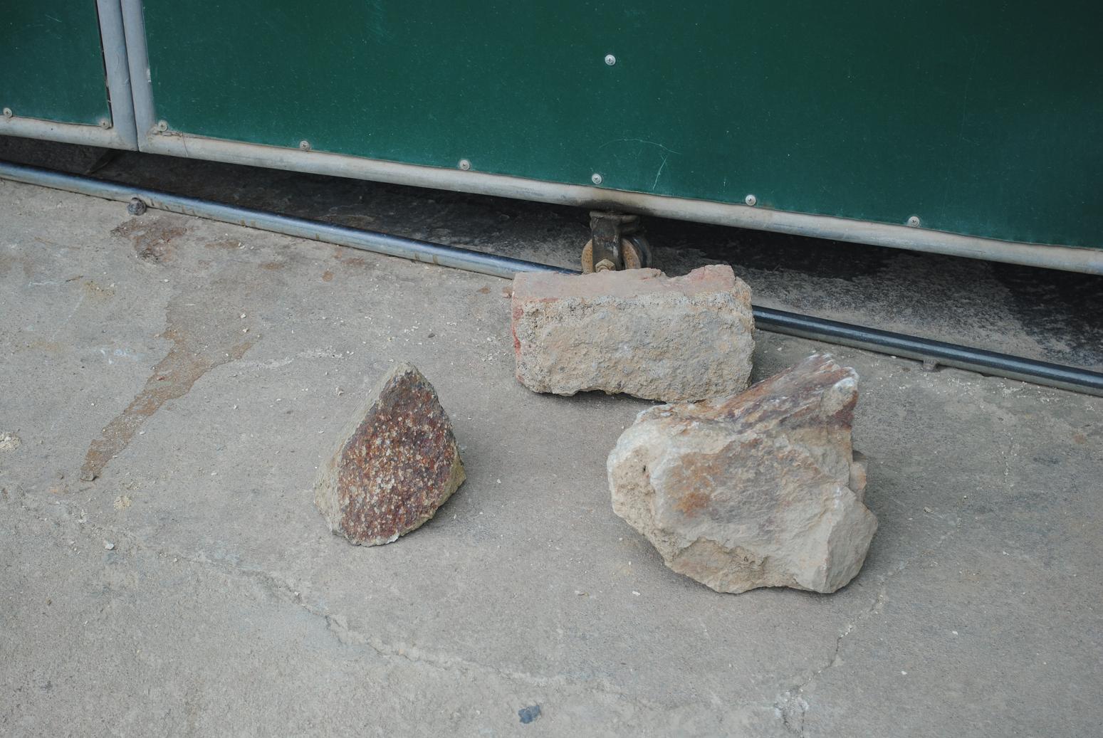 Côn đồ “lộng hành”, người dân nơm nớp lo sợ