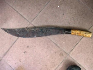 Hỗn chiến trên bàn nhậu, anh rể dùng dao đâm chết em vợ