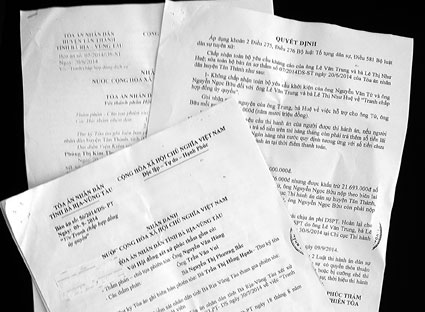 Hy hữu: Tranh chấp, đòi ăn chia 