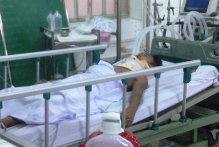 Bánh xe container phát nổ, một người bị thương nặng