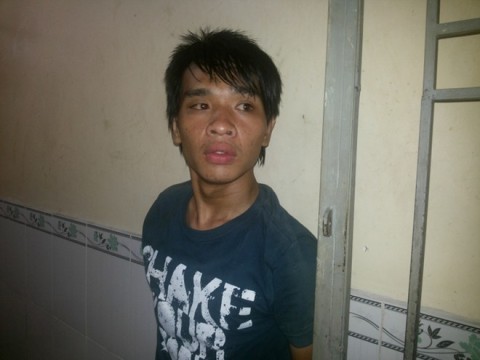 Tên cướp điện thoại tử vong khi bị truy đuổi