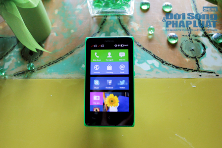 Nokia X chính thức được bán tại Việt Nam