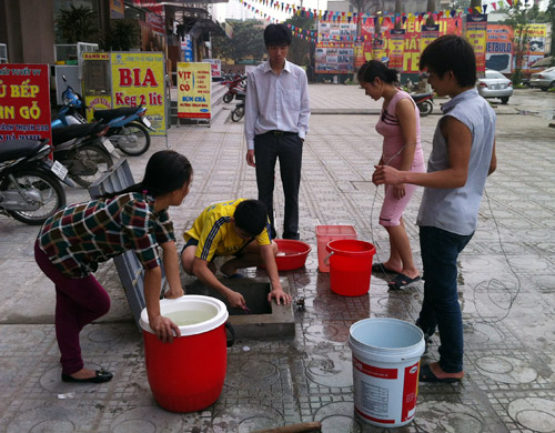 Sự cố vỡ đường ống nước sông Đà: Đã cấp nước trở lại