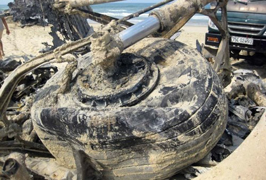 Tìm thấy xác máy bay trên biển Lăng Cô
