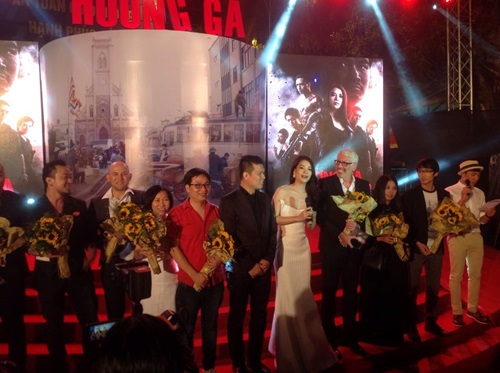 Tác giả tiểu thuyết Phiên bản nhận xét dàn diễn viên 