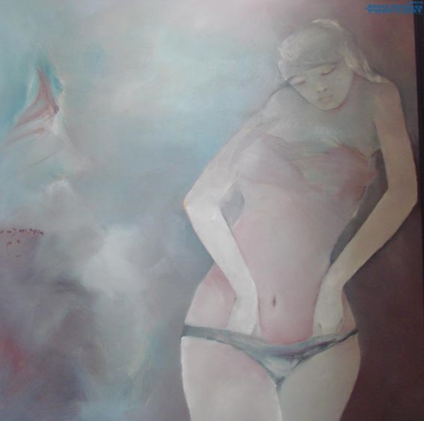 Xem tranh đàn bà sinh động của họa sĩ U90 Phạm Cung