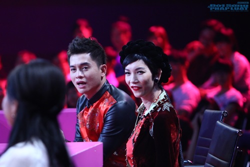 Lê Hoàng cặp với Lý Nhã Kỳ trong “Người bí ẩn”