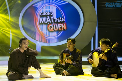 Gương mặt thân quen 2014: Hóa Celine Dion, Hoài Lâm ẵm 100 triệu