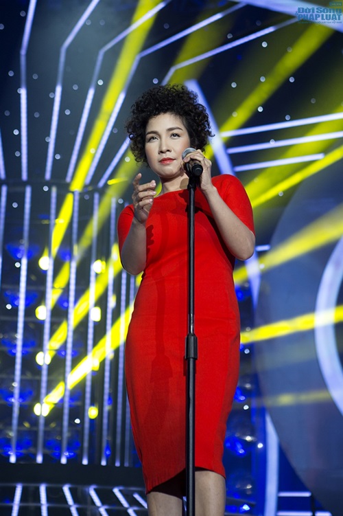 Gương mặt thân quen 2014: Hóa Celine Dion, Hoài Lâm ẵm 100 triệu