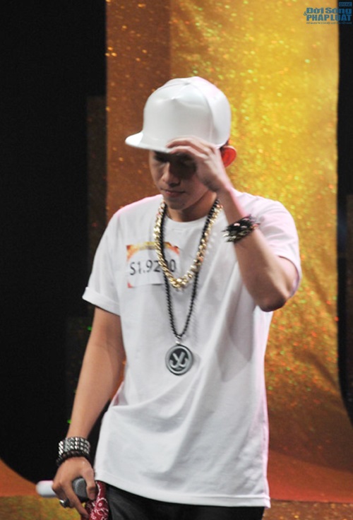 Ngôi sao Việt: Giọng ca 12 tuổi tỏa sáng với hit của Selena Gomez