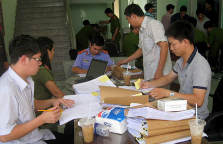 Bình Dương: Hơn 800 người gây rối, chủ yếu là côn đồ