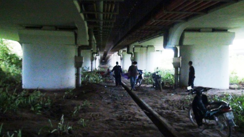 Xác người phân hủy được phát hiện trong bụi rậm Xác người phân hủy được phát hiện trong bụi rậm