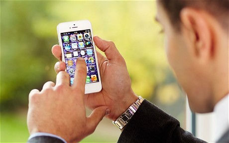 7 mẹo để pin iPhone dùng lâu hơn dịp lễ 7 mẹo để pin iPhone dùng lâu hơn dịp lễ