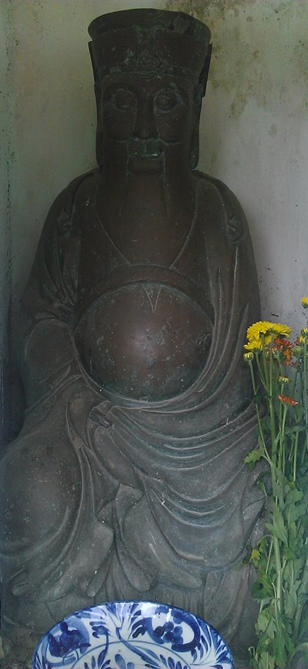 bí ẩn về vùng đất thiêng Trà Bát: Pho tượng đồng đen kỳ bí