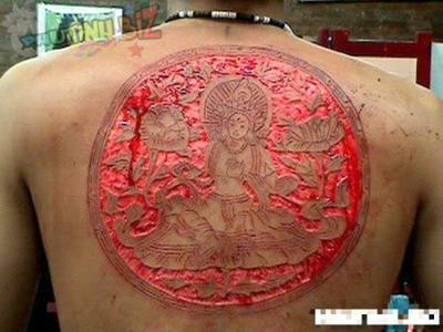 Những tác phẩm nghệ thuật... khủng khiếp và thú chơi dị hợm