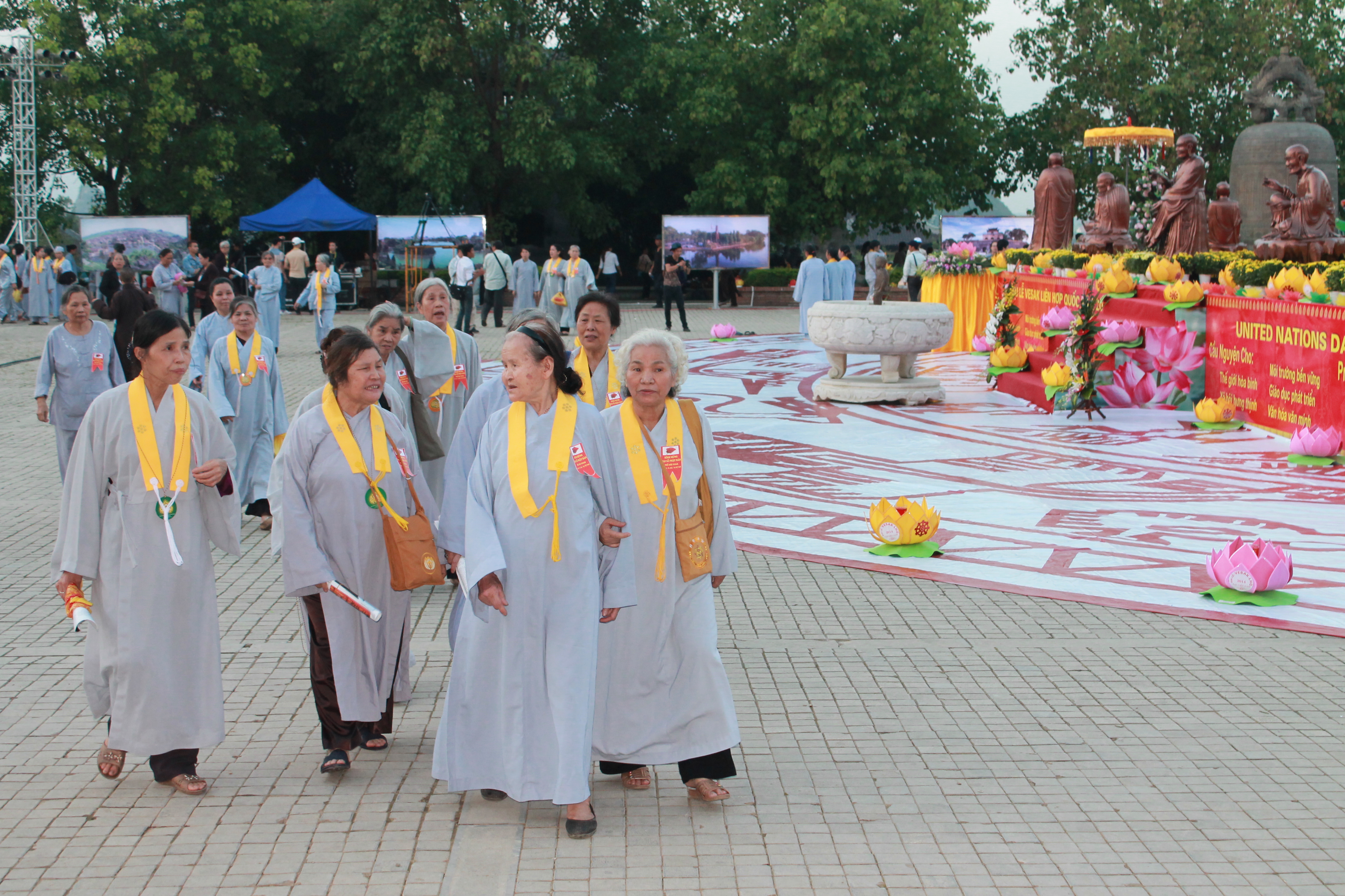 Ninh Bình: Đêm trước ngày khai mạc đại lễ phật đản LHQ Vesak 2014