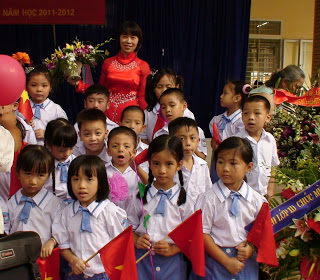 Cậu bé tự kỷ mở triển lãm tranh ở Hà Nội Cậu bé tự kỷ mở triển lãm tranh ở Hà Nội