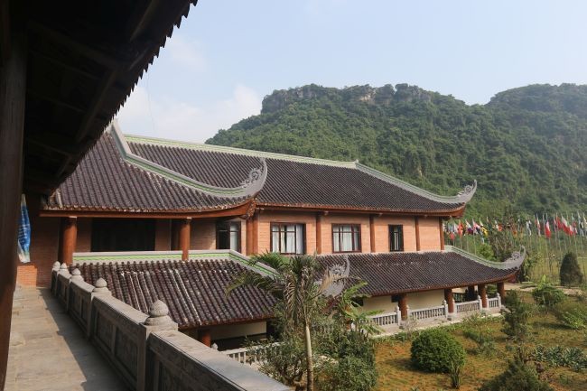 Nhà khách 5 sao toàn gỗ quý ở chùa Bái Đính