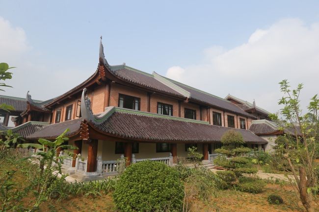Nhà khách 5 sao toàn gỗ quý ở chùa Bái Đính