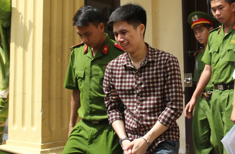 Giọt nước mắt của chàng “phi công trẻ” 