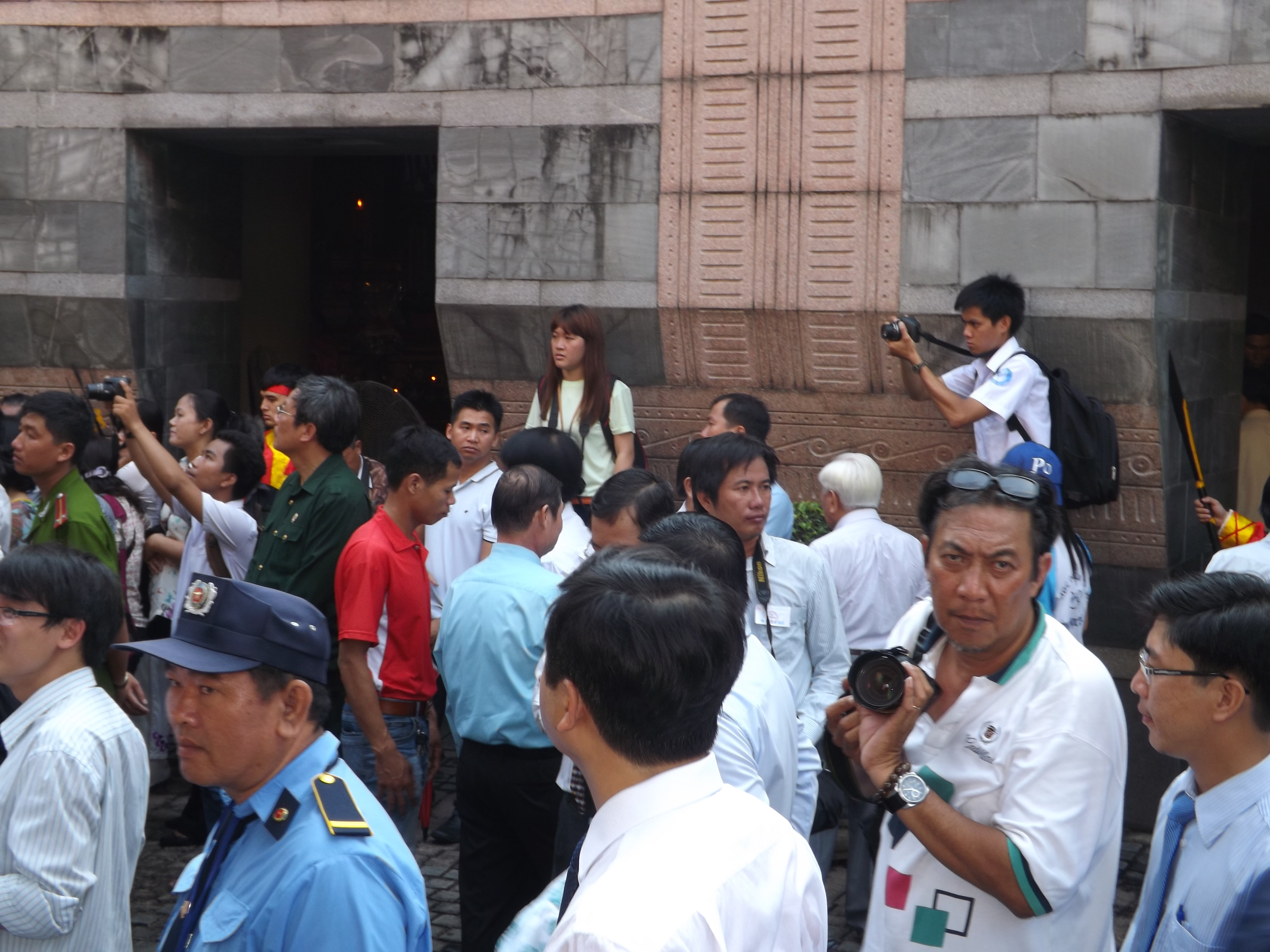 Giỗ Tổ Hùng Vương: Phóng viên không thể tác nghiệp