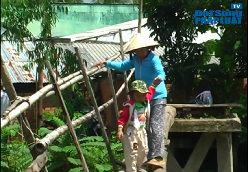 Hậu Giang: Cầu Bờ Dầu dần biến thành cầu tử thần Hậu Giang: Cầu Bờ Dầu dần biến thành cầu tử thần