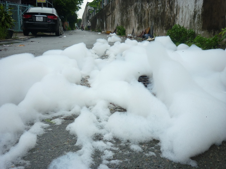 Chuyện lạ từ một miệng cống Chuyện lạ từ một miệng cống