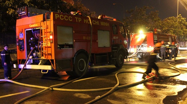 Vụ cháy công ty hóa chất Sakata inx, hàng trăm công nhân mất việc