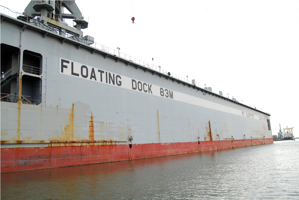 Đồng Nai: Ụ nổi 9 triệu USD đe dọa an toàn giao thông hàng hải