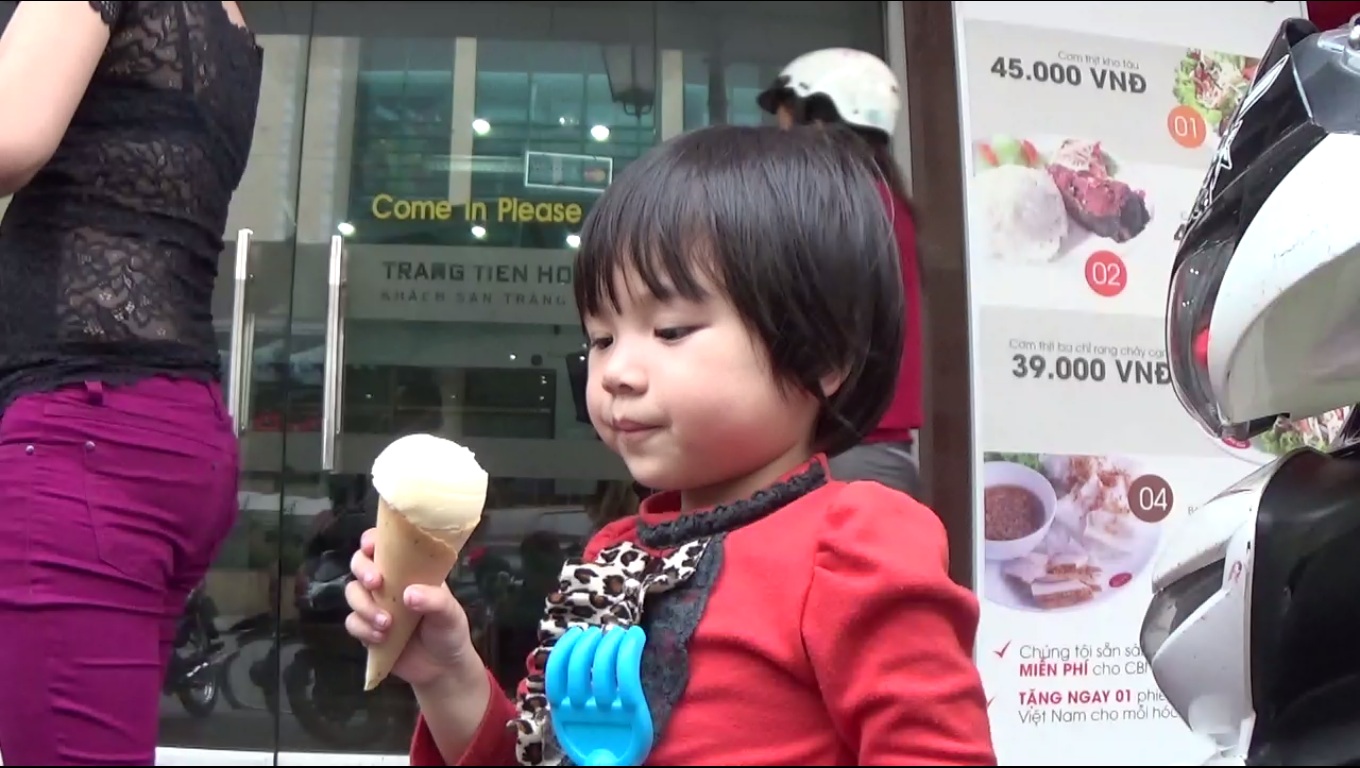 Kem Tràng Tiền – hương vị mùa hè quen thuộc của người Hà Nội