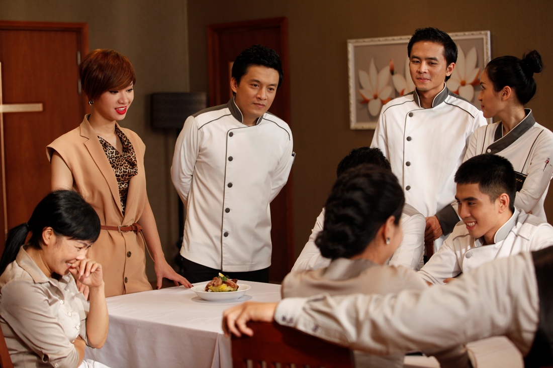 Huy Khánh và Hương Giang Idol làm “Cặp đôi phá rối” của Bếp Hát t