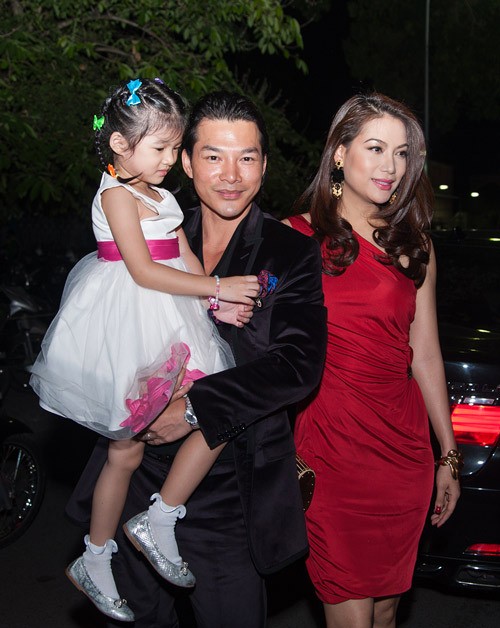 8 năm – Cuộc tình đẹp của Trương Ngọc Ánh và Trần Bảo Sơn