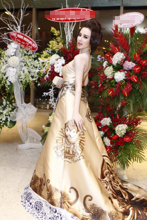 Angela Phương Trinh 