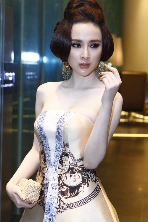 Angela Phương Trinh 