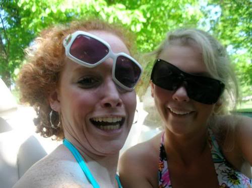 Những khoảnh khắc cười ra nước mắt của Taylor Swift