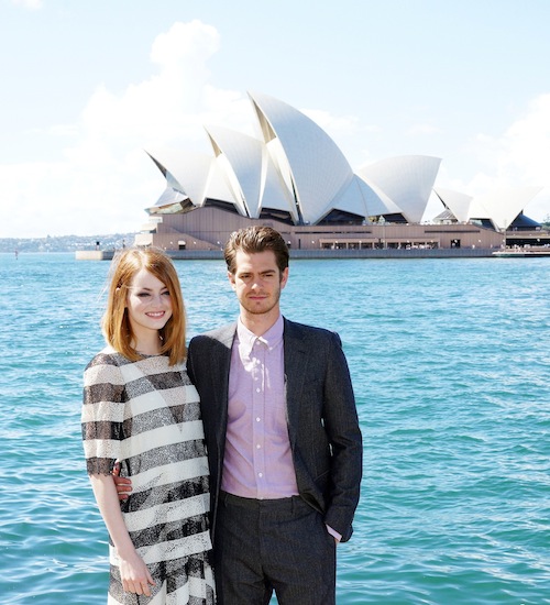 Cặp đôi “người nhện”: Yêu từ trong phim ra ngoài thực tế. Cặp đôi “người nhện”: Yêu từ trong phim ra ngoài thực tế.