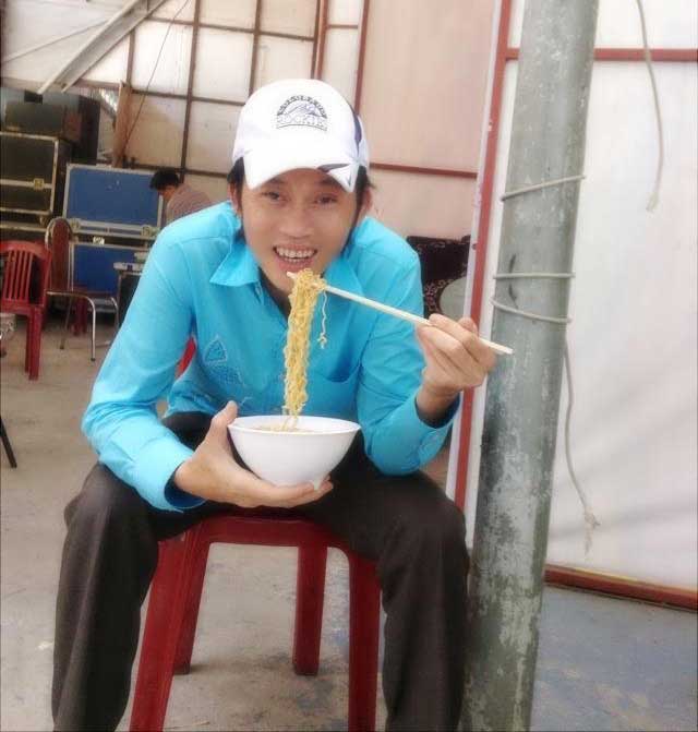 Võ Hoài Linh tiết lộ tuổi thơ đầy khó khăn, cơ cực 