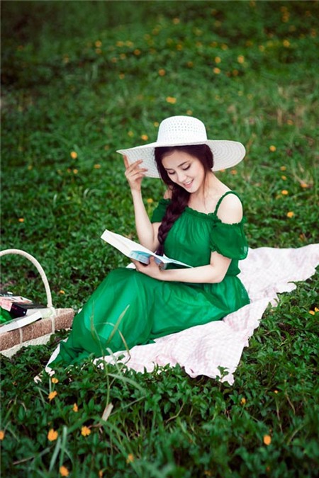 Dịu dàng với váy maxi