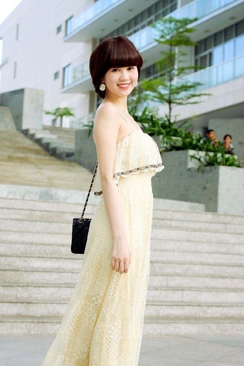 Dịu dàng với váy maxi