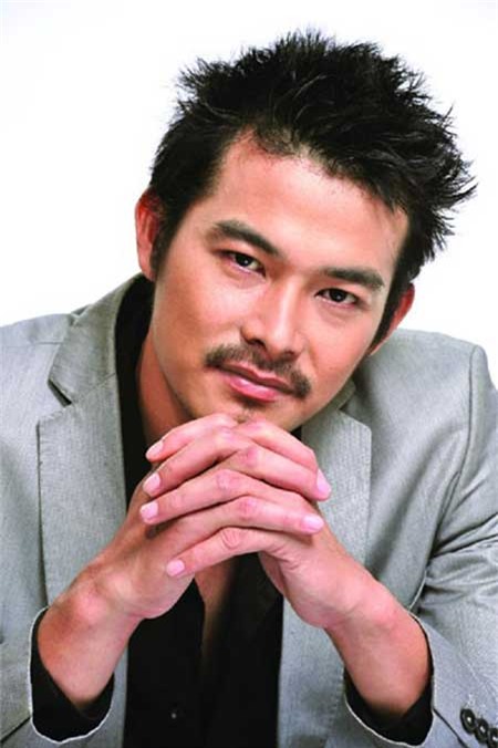 Những scandal muối mặt của mỹ nam, mỹ nữ màn ảnh Việt