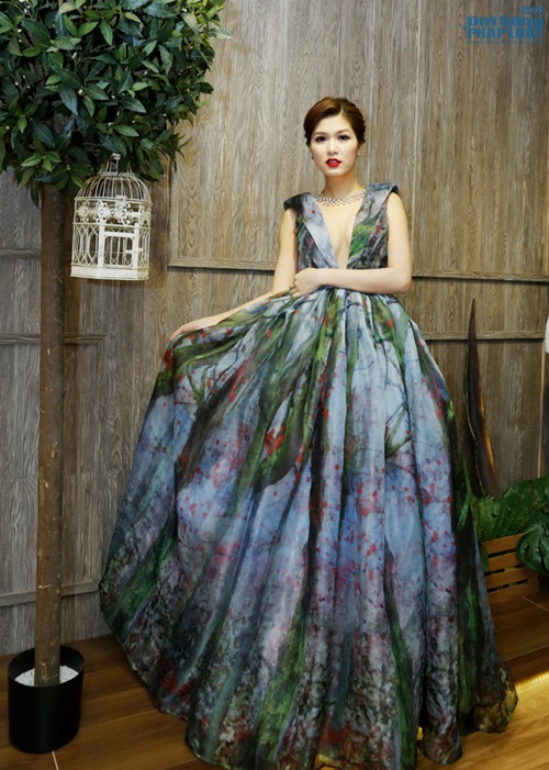 Vân Trang, Nhã Phương hội ngộ Bích Phương Idol và các người đẹp 