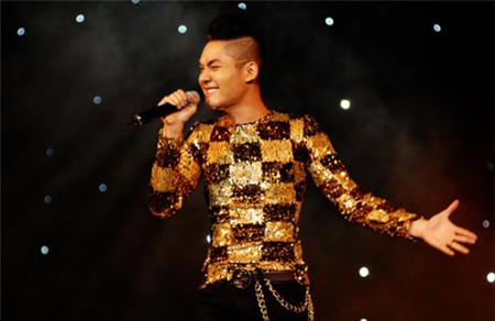 Cao Hữu Thiên: Cát-sê tăng 15 lần sau khi gây 'thảm họa' Cao Hữu Thiên: Cát-sê tăng 15 lần sau khi gây 'thảm họa'