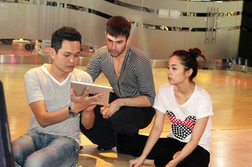 Em trai tiết lộ 12 bí mật chưa từng kể về Minh Hằng Em trai tiết lộ 12 bí mật chưa từng kể về Minh Hằng