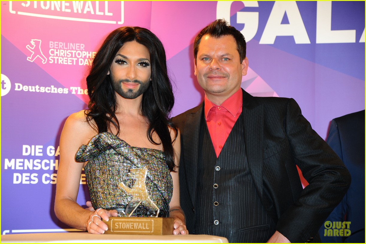 Conchita Wurst -  linh hồn tại lễ hội đường phố Christopher 2014