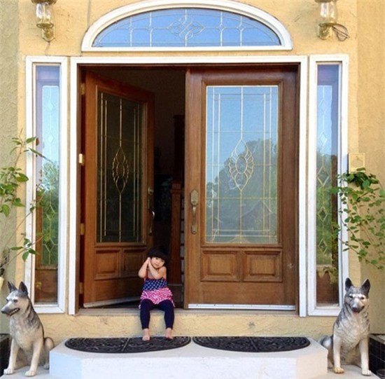 Nơi ăn chốn ở hoành tráng của sao Việt ở trời Tây